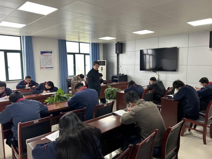 建材公司、檢測(cè)公司聯(lián)合開展管理人員業(yè)務(wù)提升考試
